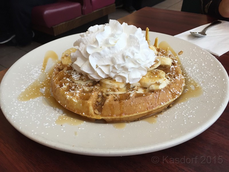 2015-03-14 Pi 5K 479.JPG - The meal afterwards to replenish our calorie deficit.